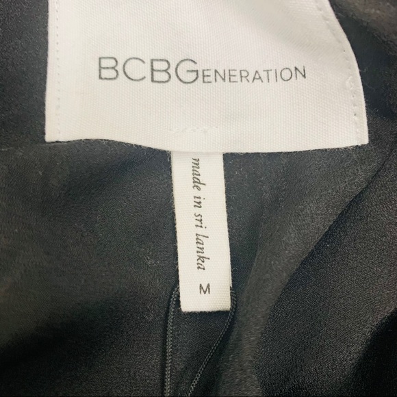 🔥BCBGENERATION🔥NAVY FLORAL JACQUARD BOMBER JACKET MEDIUM NWT - Picture 7 of 7